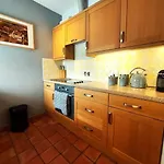 Luddie's Country - Poppy Holiday home *