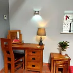 Luddie's Country - Poppy Holiday home *
